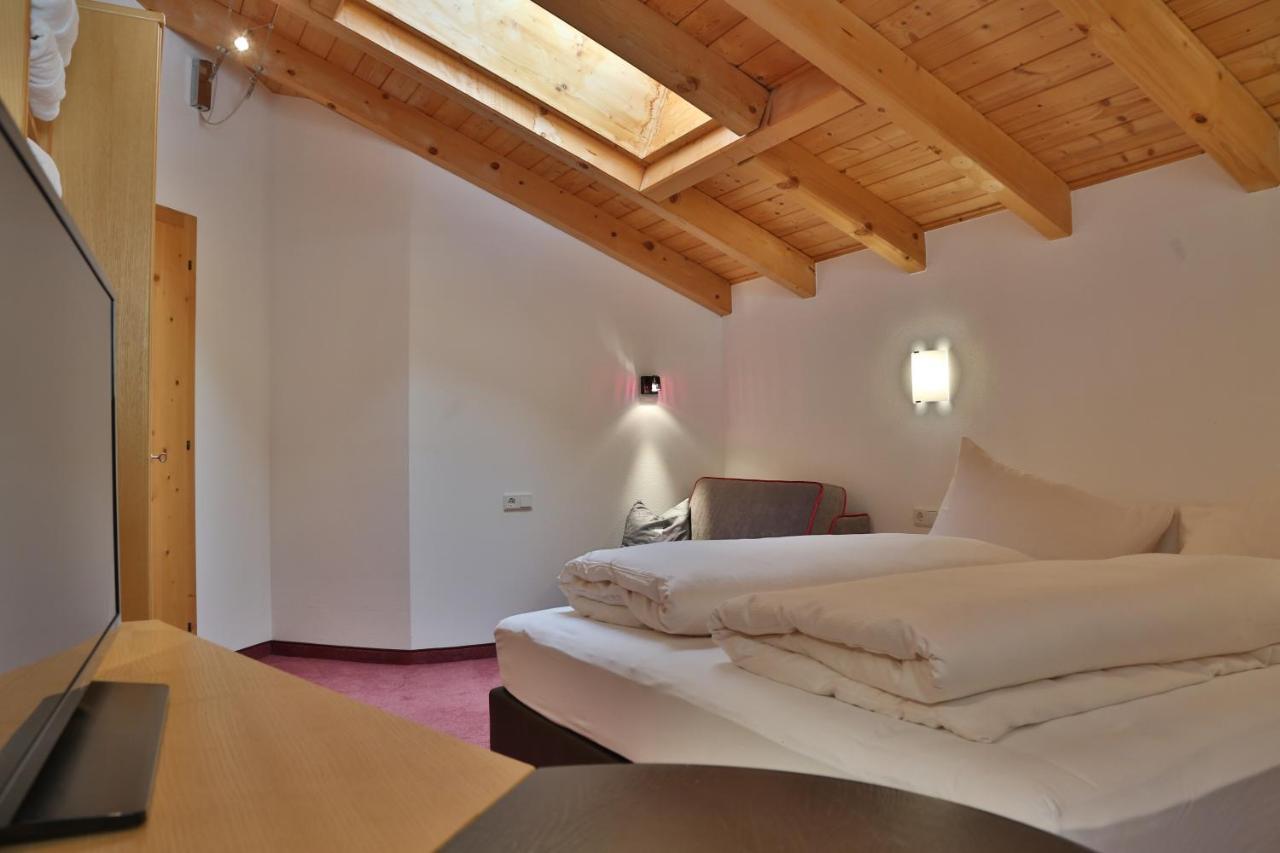 Apartment mit Balkon