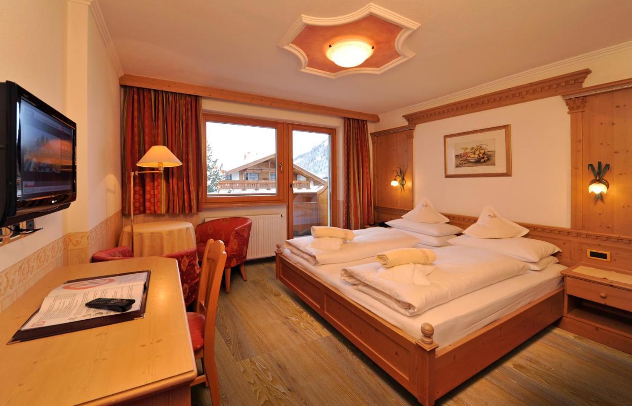 Deluxe Doppel-/Zweibettzimmer mit Bergblick