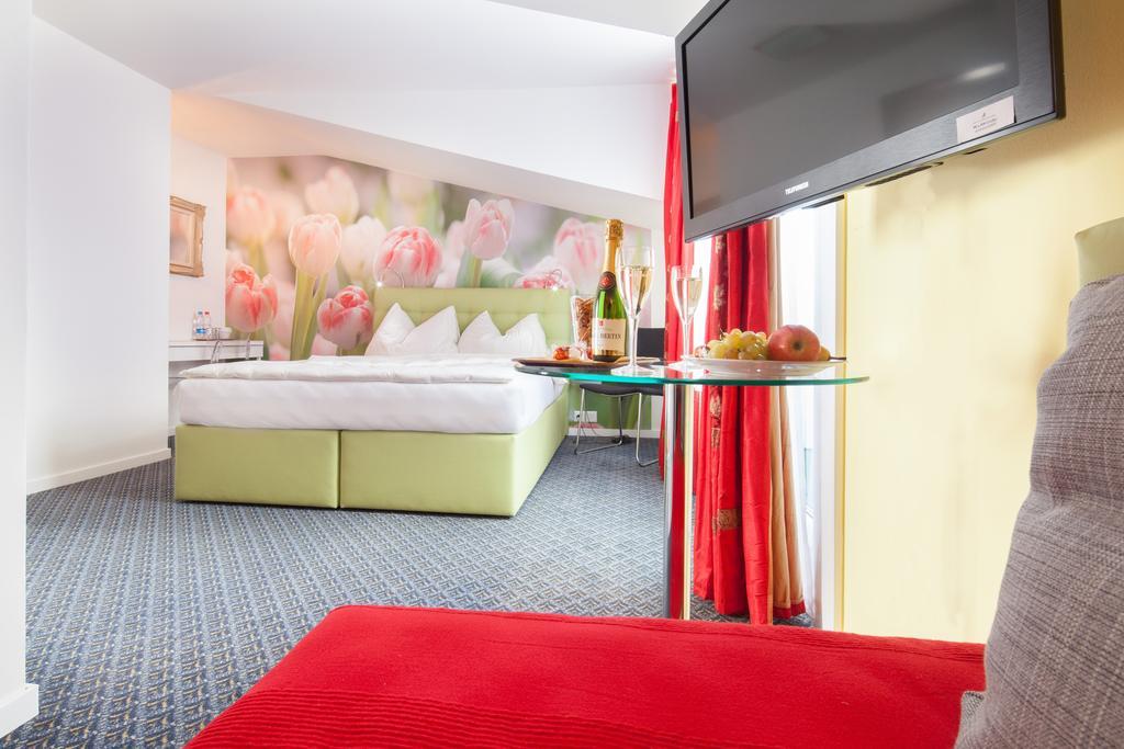 Gemütliches Dachzimmer