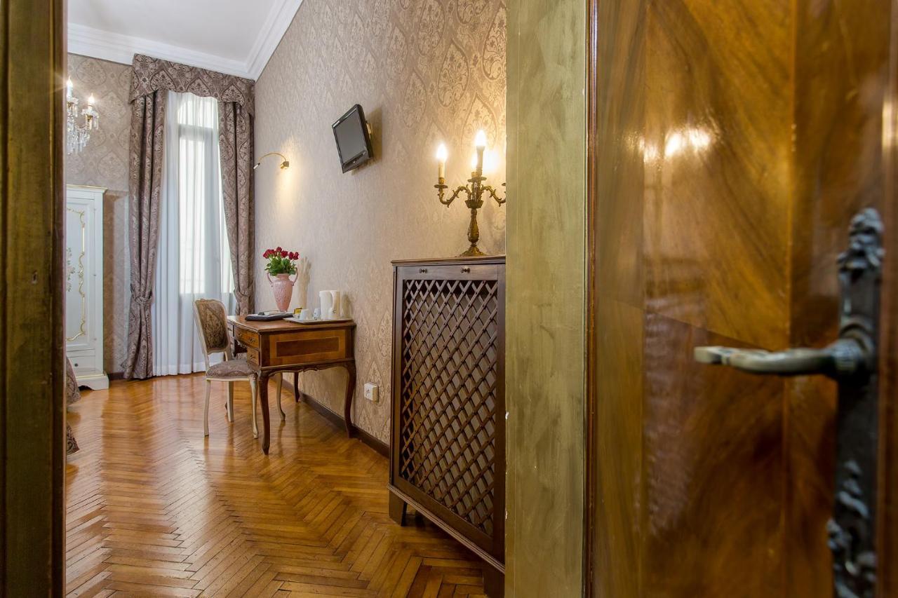 Classic Dreibettzimmer