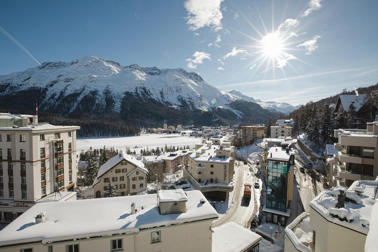 Suite mit Bergblick