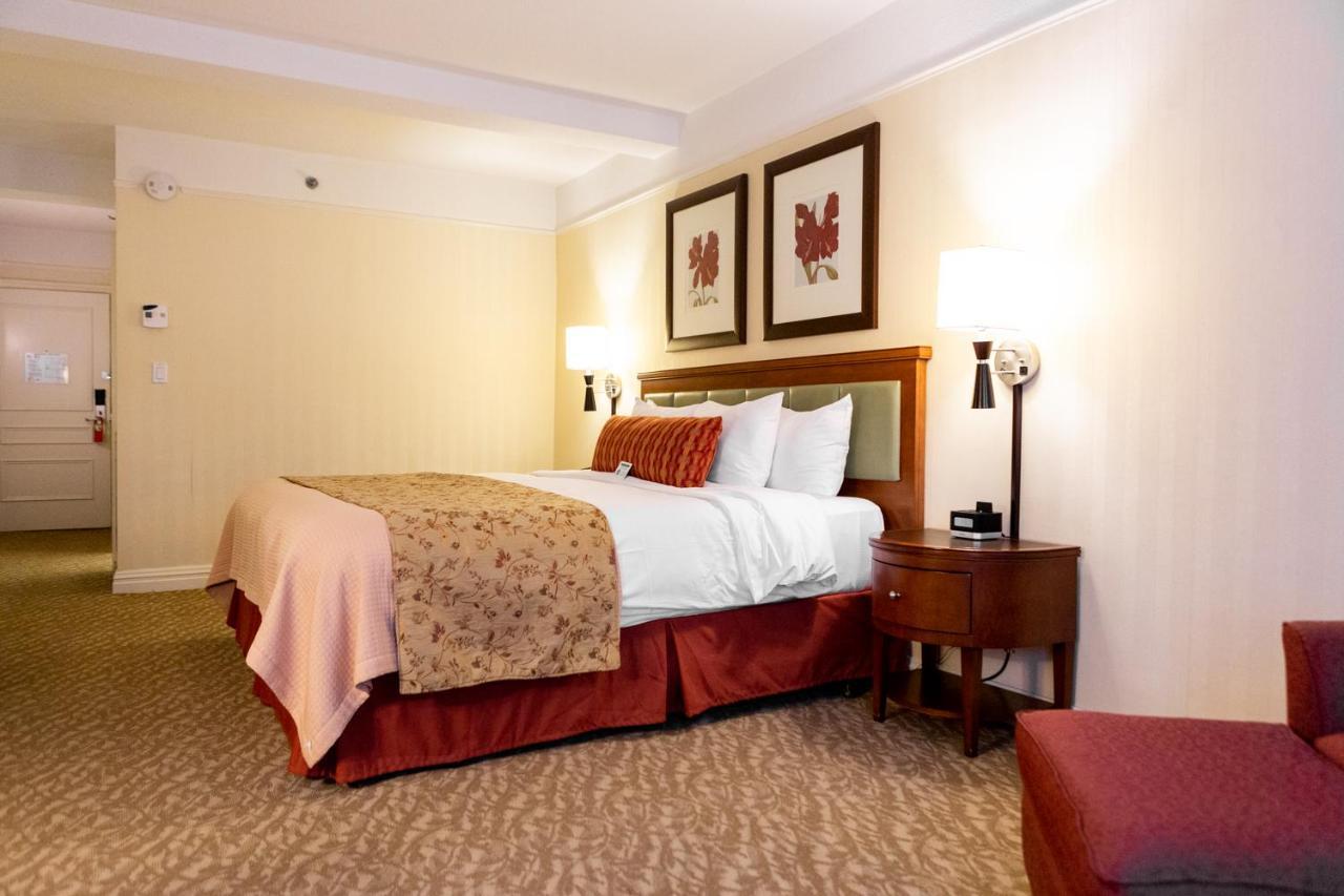 Deluxe Zimmer mit Kingsize-Bett