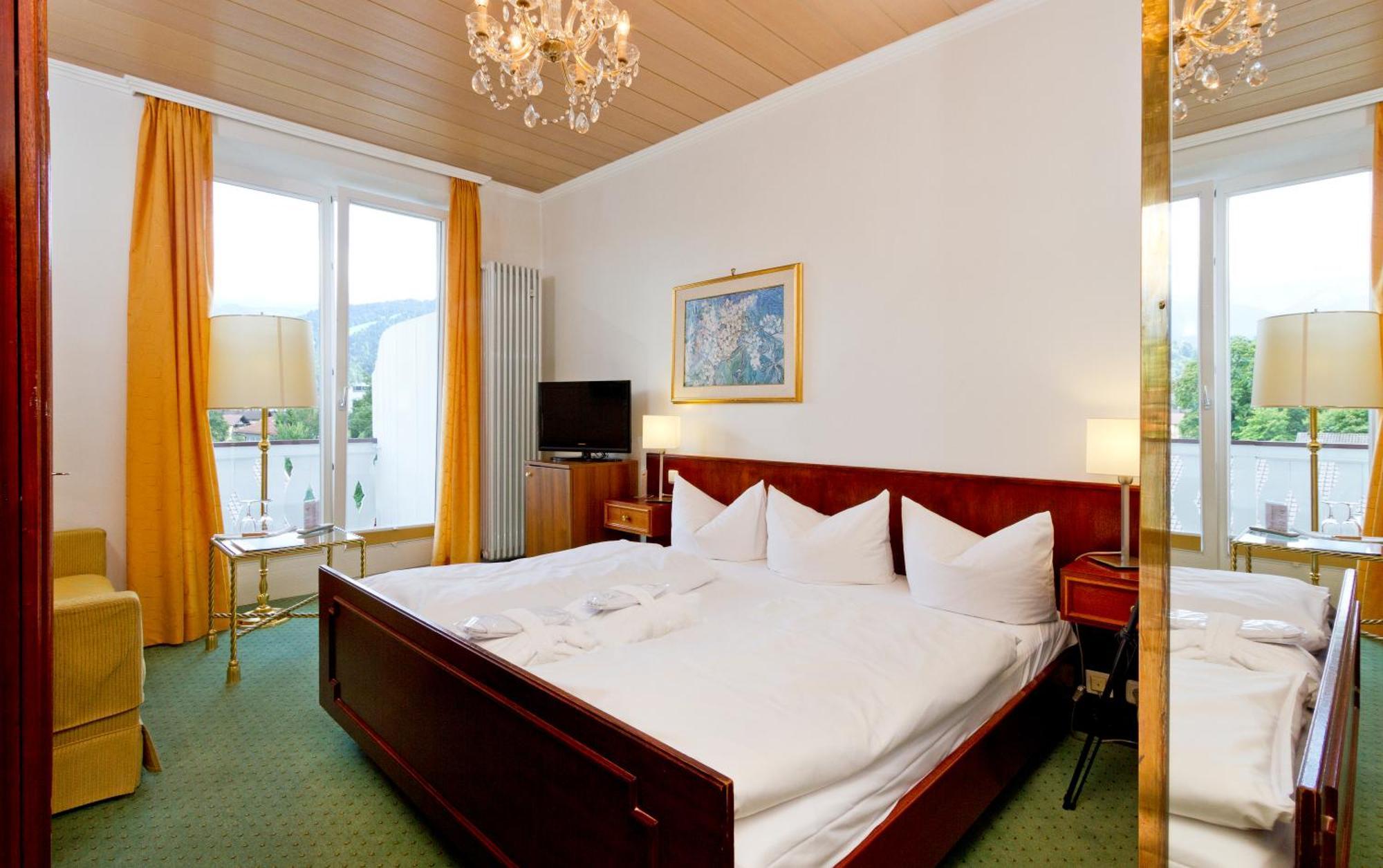 Doppelzimmer mit Gartenblick
