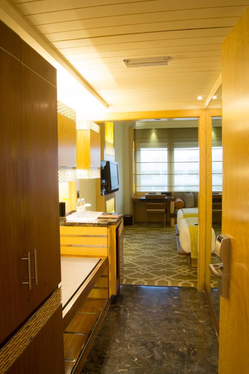 Deluxe Zimmer mit Kingsize-Bett