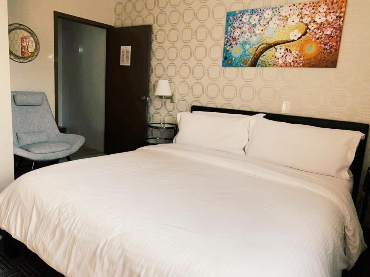Standard Zimmer mit Kingsize-Bett