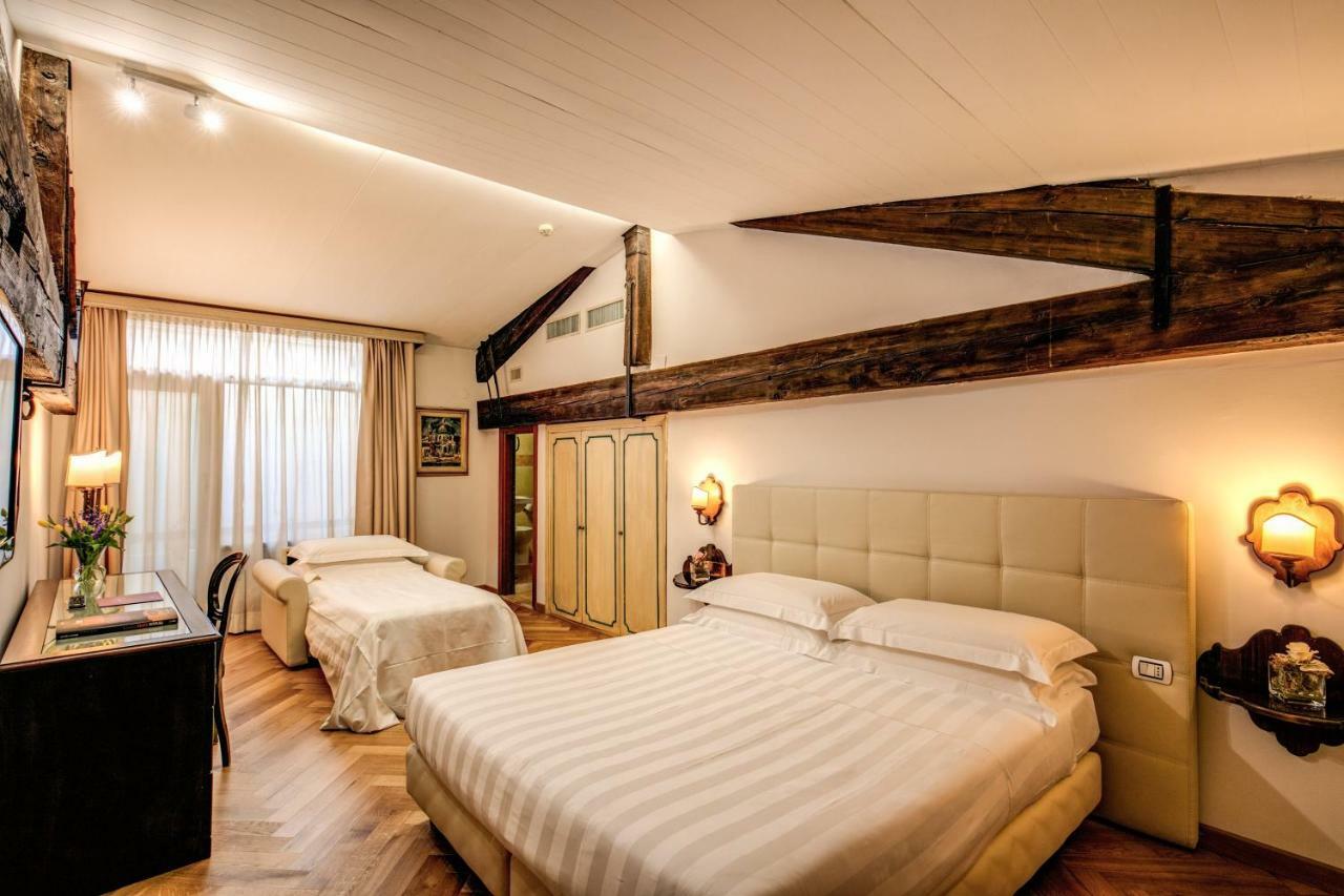 Dreibettzimmer