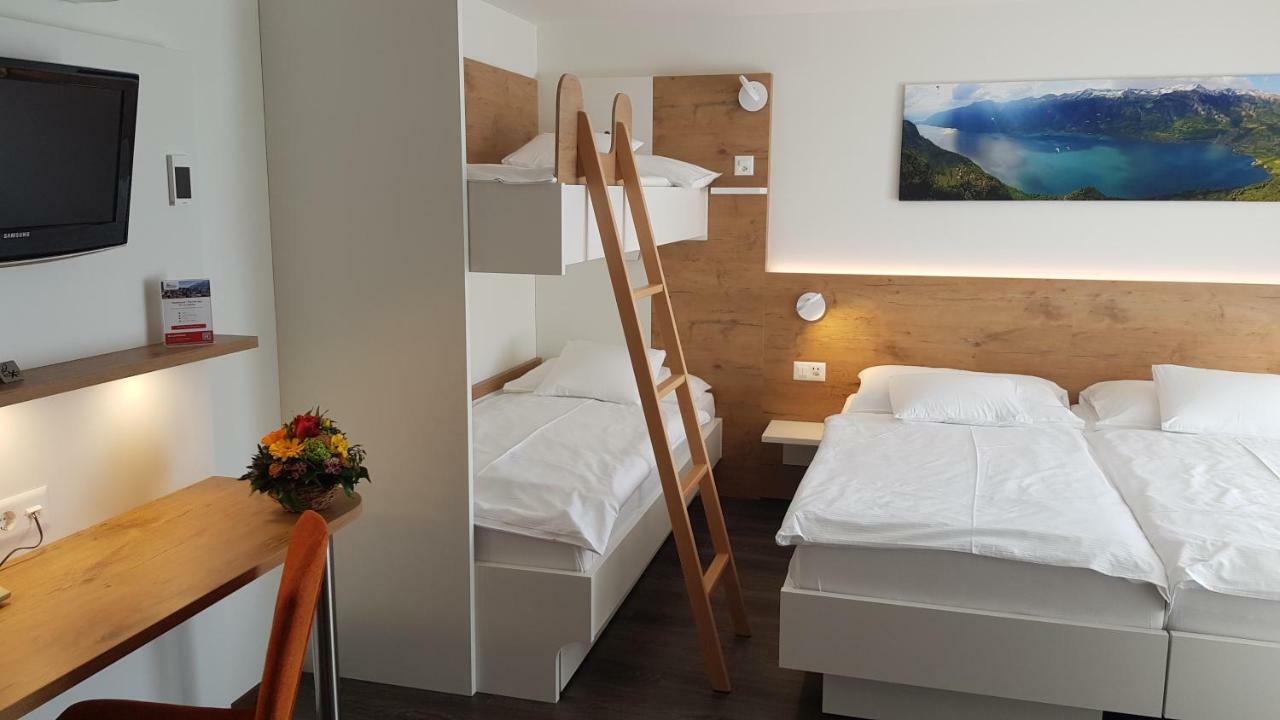 Superior Vierbettzimmer mit Klimaanlage