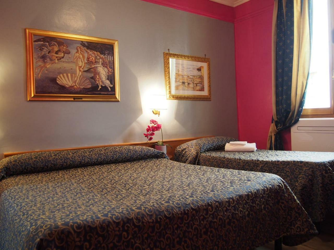 Dreibettzimmer