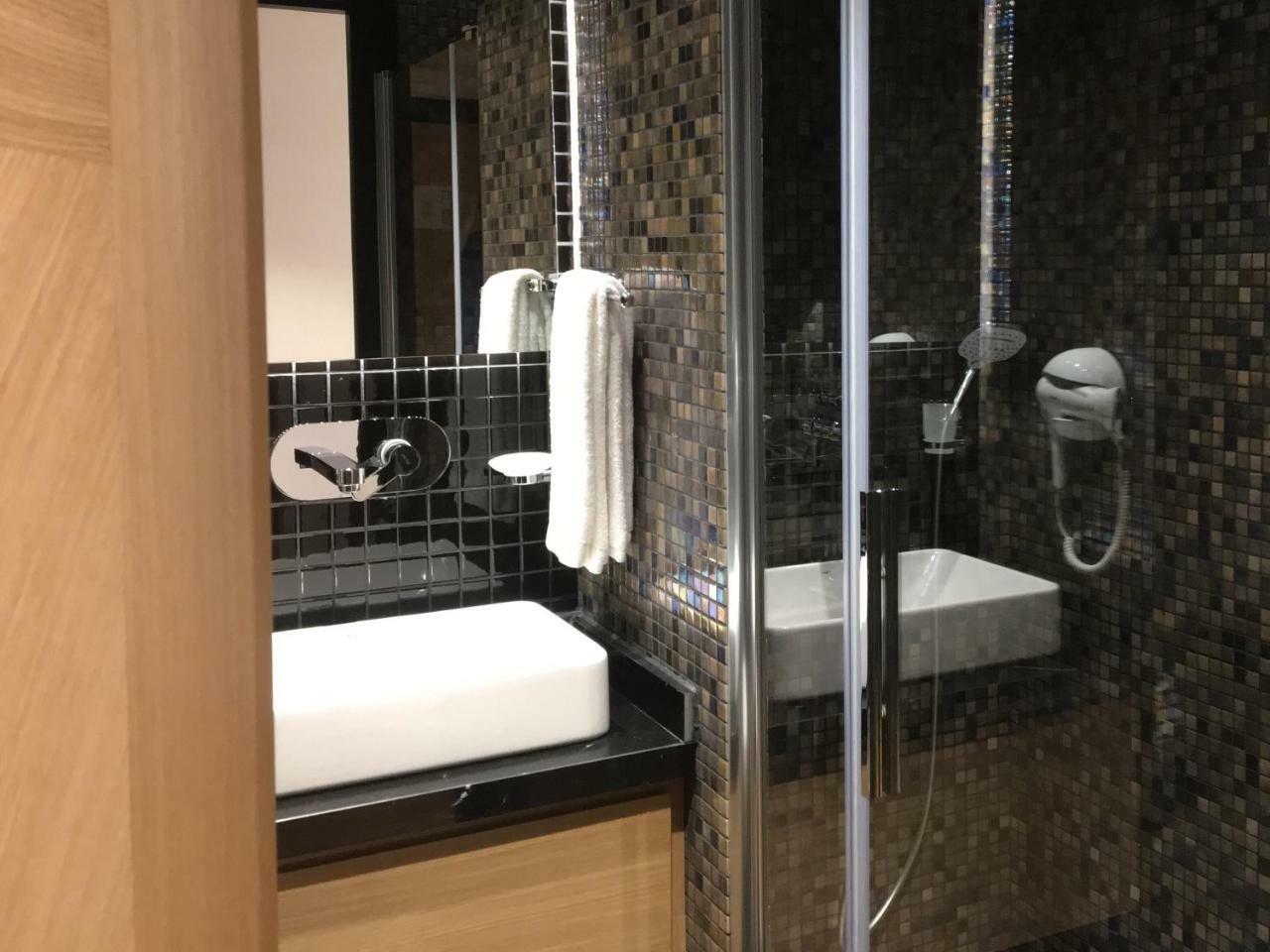 Standard Twin Room,781399992:JPEG