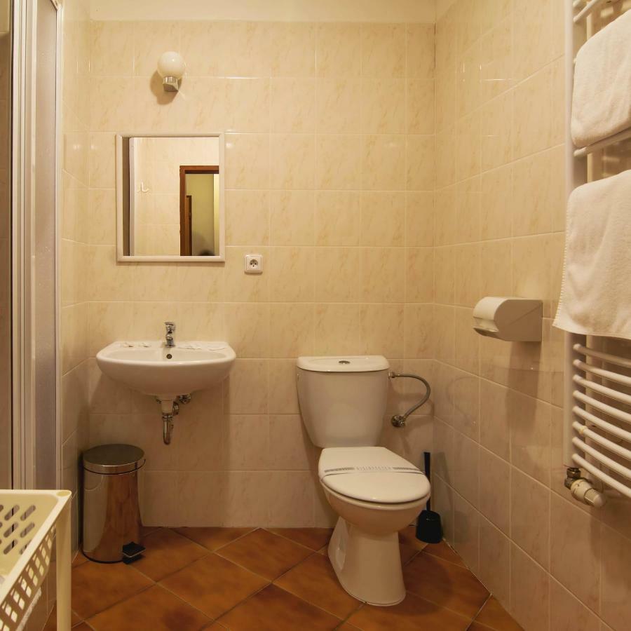 Two bedroom SUITE with promenade view, AIR CONDITIONING and WELLNESS ACCESS