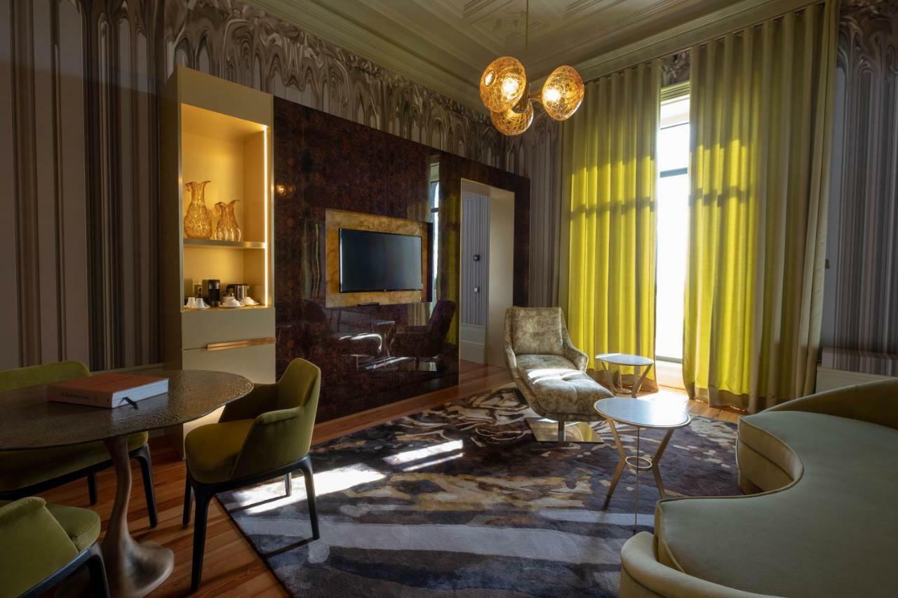 Suite mit Kingsize-Bett und Balkon