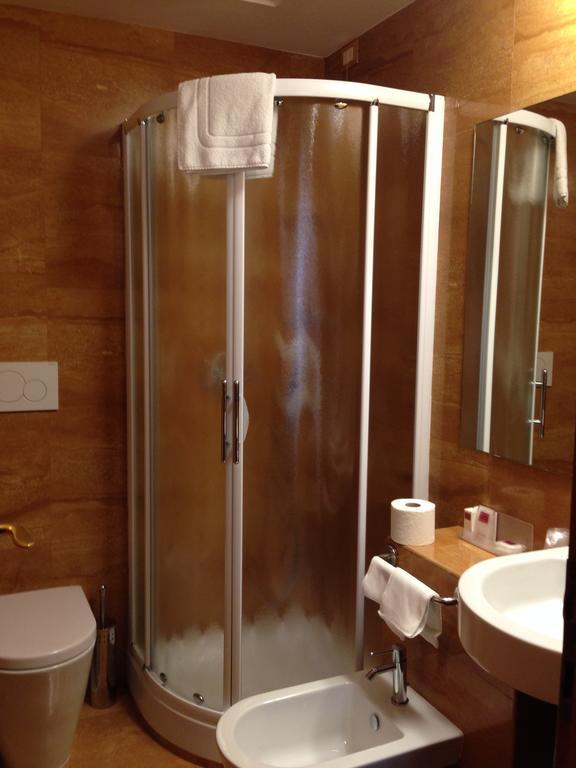 Dreibettzimmer