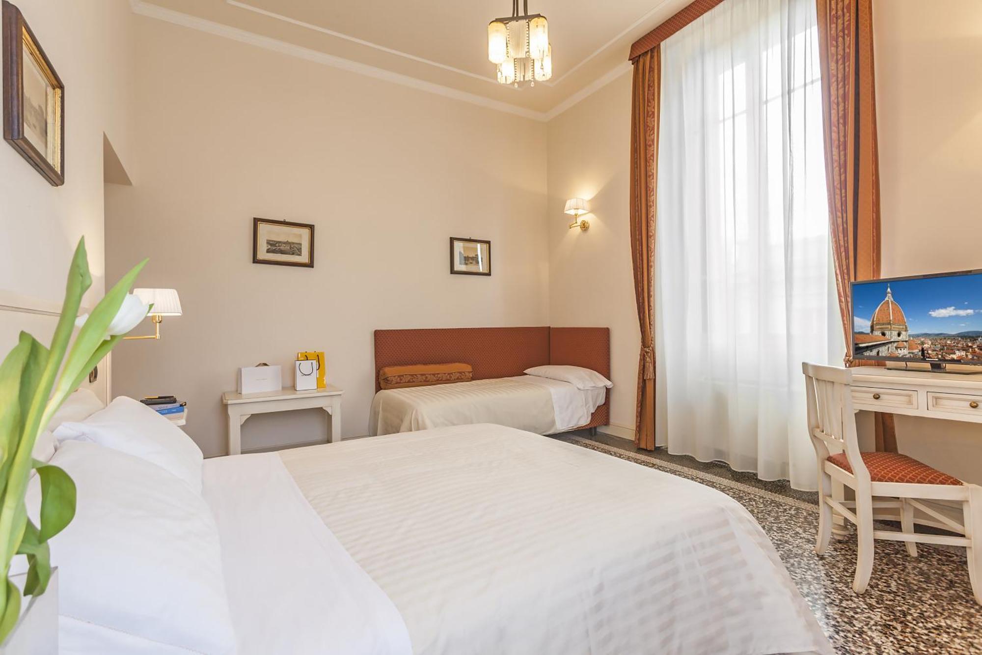 Classic Dreibettzimmer