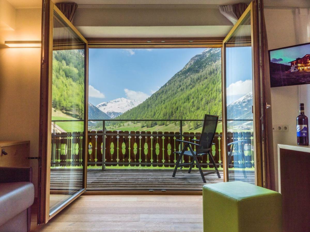 Vierbettzimmer mit Balkon