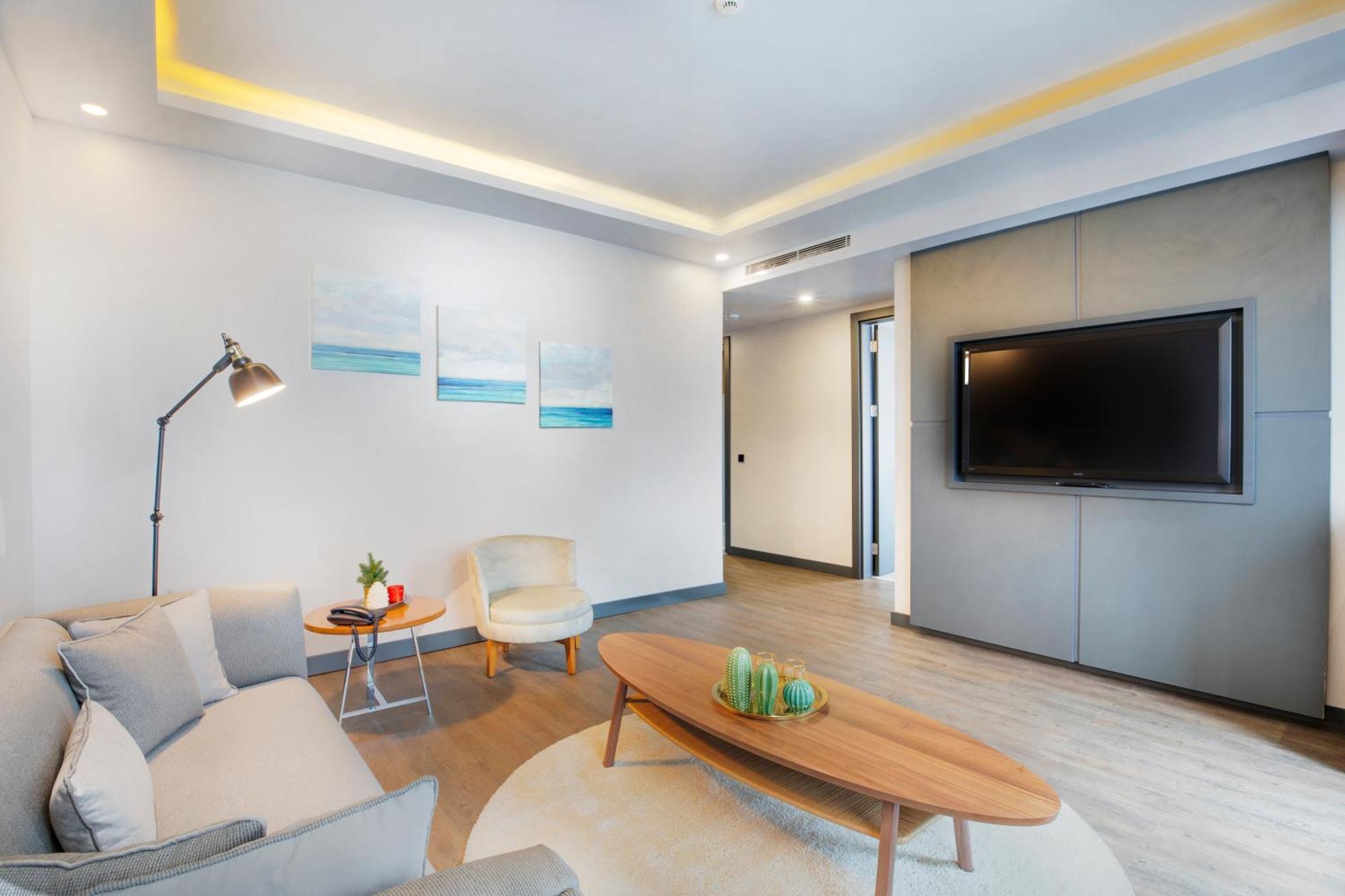 Suite mit Kingsize-Bett und Terrasse