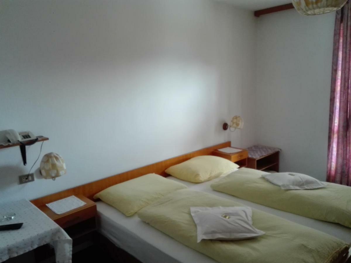 Single Room with Balcony,860844200:JPEG