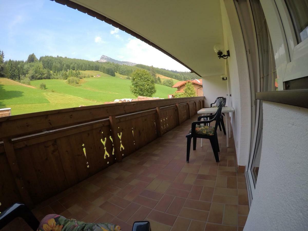 Familienzimmer mit Balkon