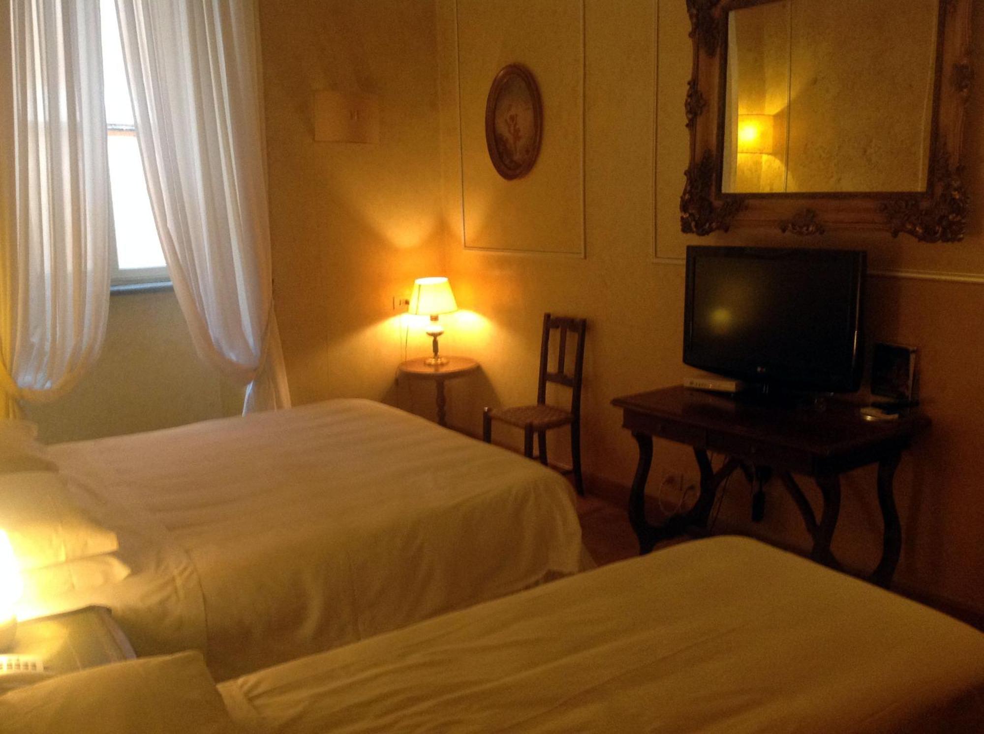 Dreibettzimmer