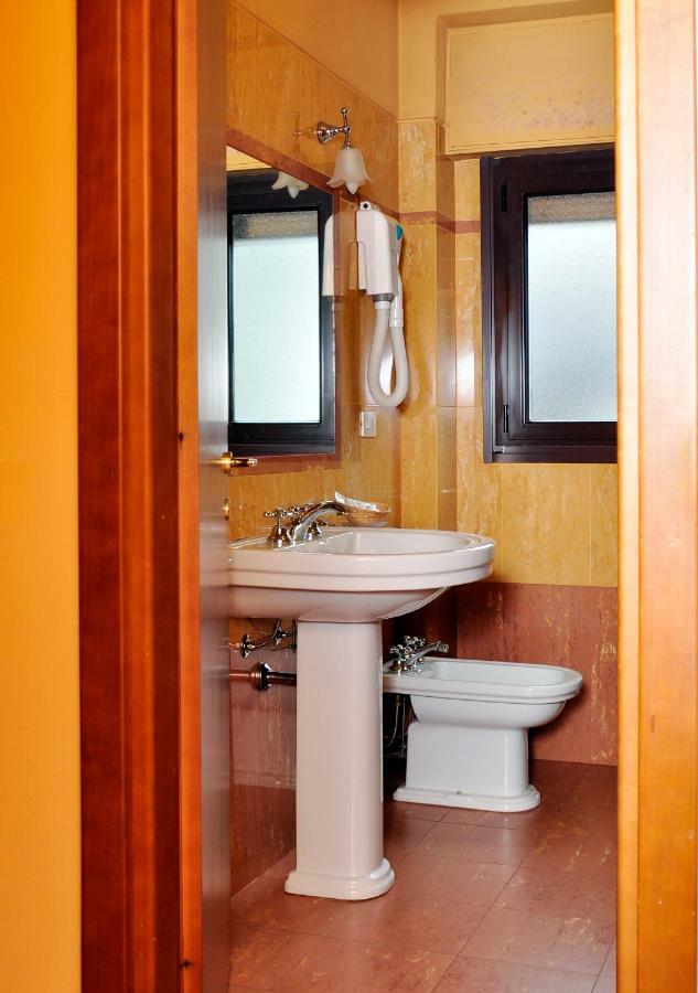 Standard Doppel- oder Zweibettzimmer