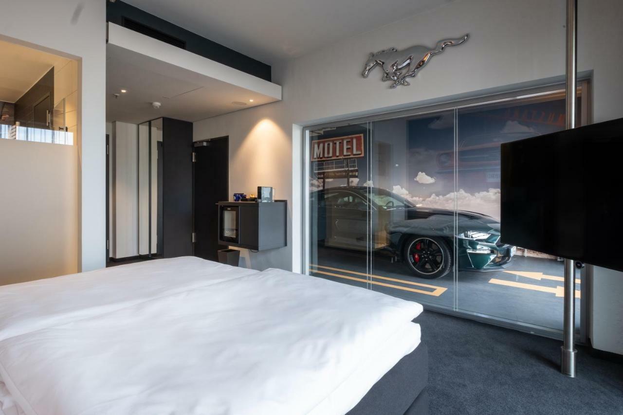 Car-Suite