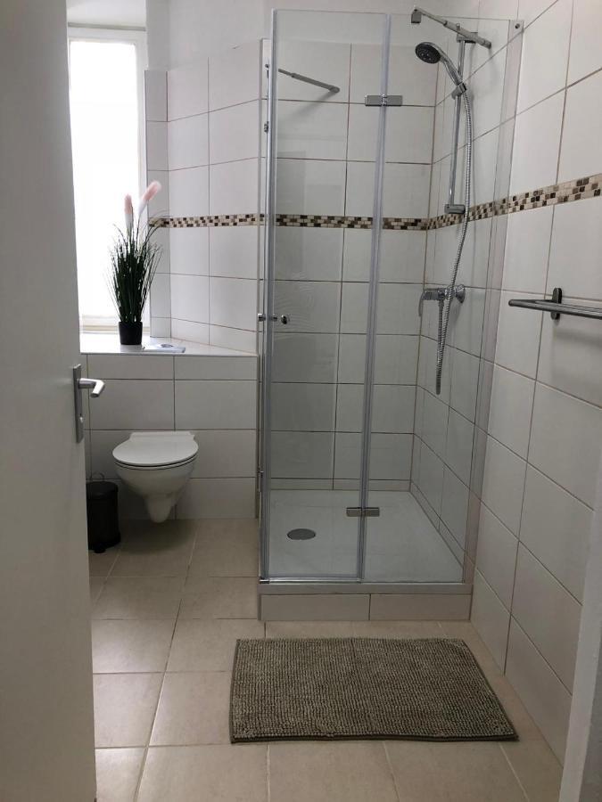 Budget Twin Room,1261728085:JPEG