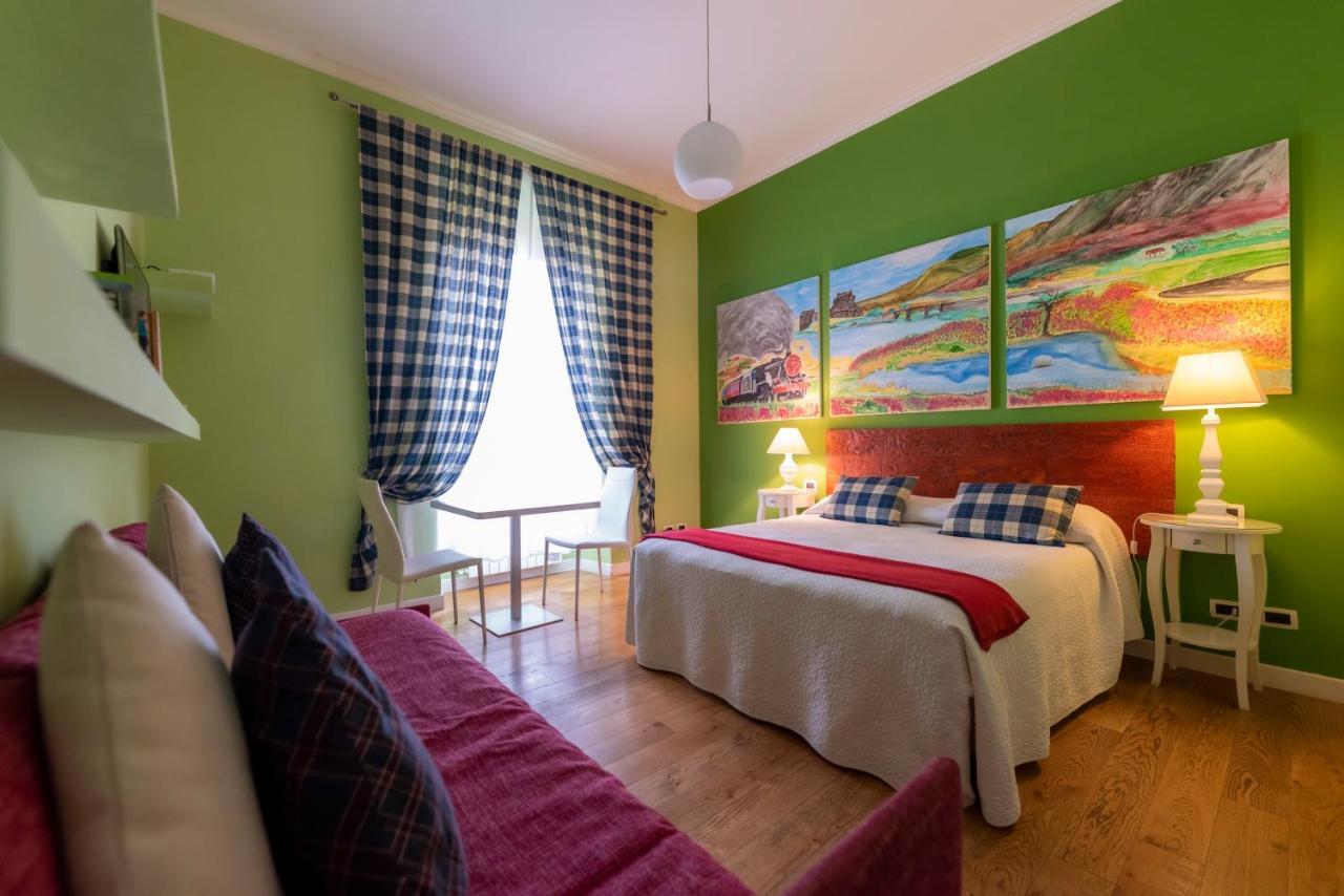 Deluxe Zimmer mit Kingsize-Bett