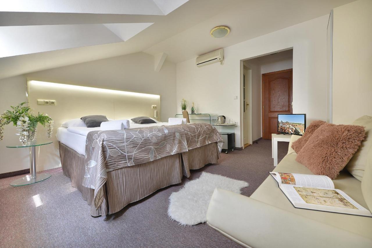 Dreibettzimmer