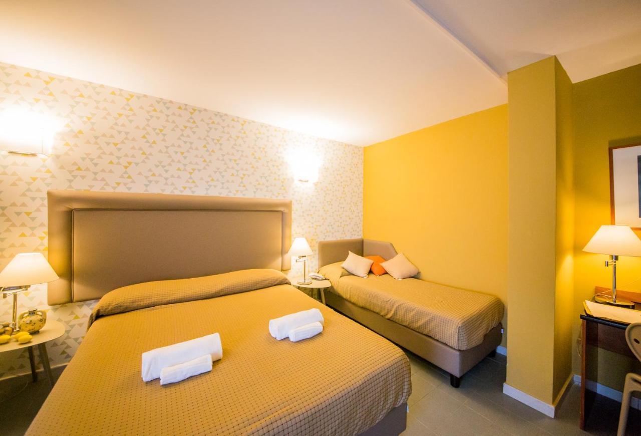 Dreibettzimmer