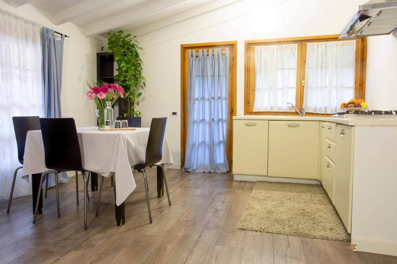 Chalet mit Gartenblick
