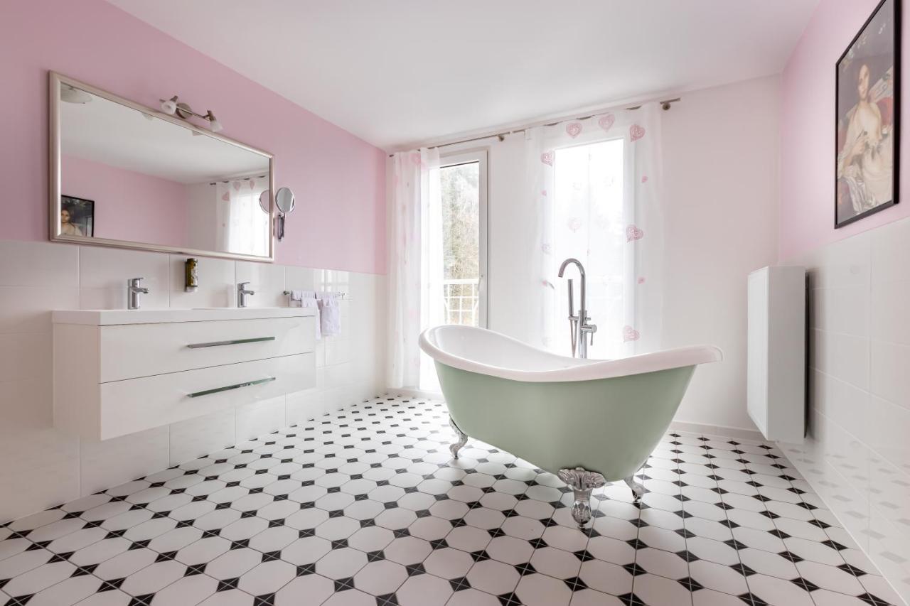 Romantic Deluxe Double Room