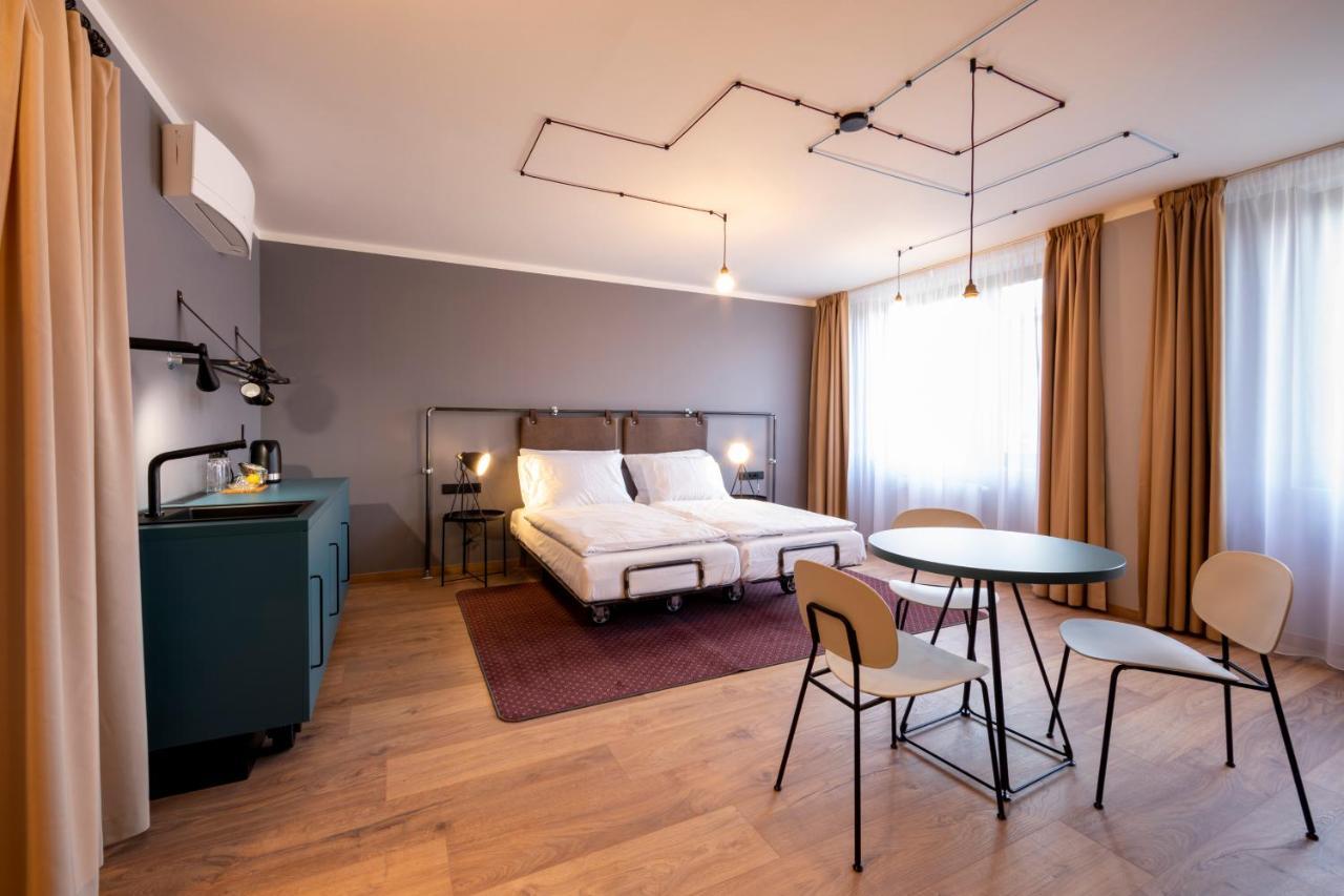Double or Twin Room with Private Bathroom,1387872062:JPEG