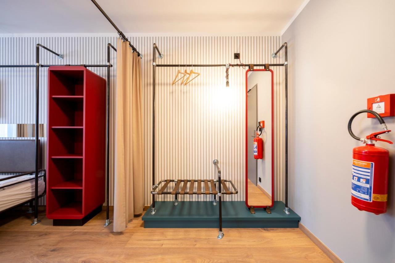 Dreibettzimmer mit eigenem Bad