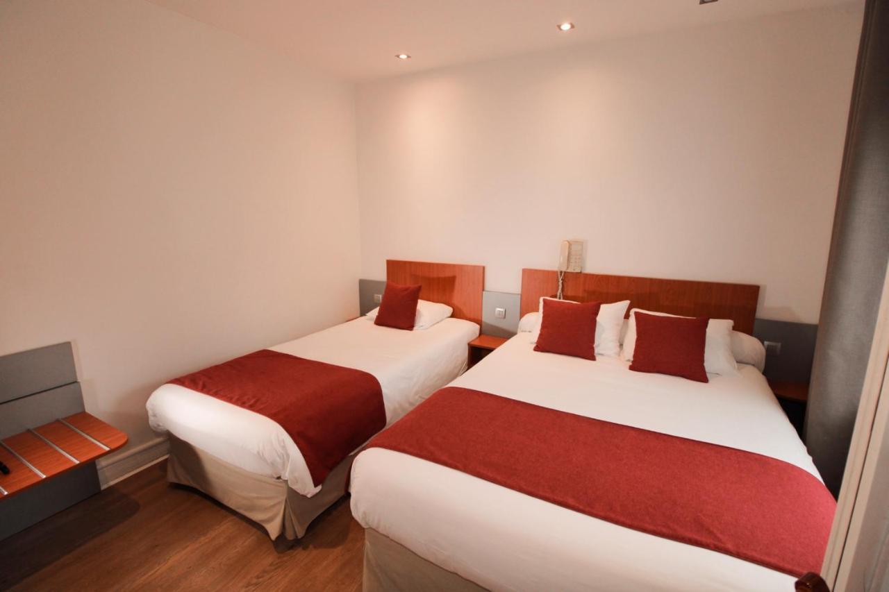 Dreibettzimmer