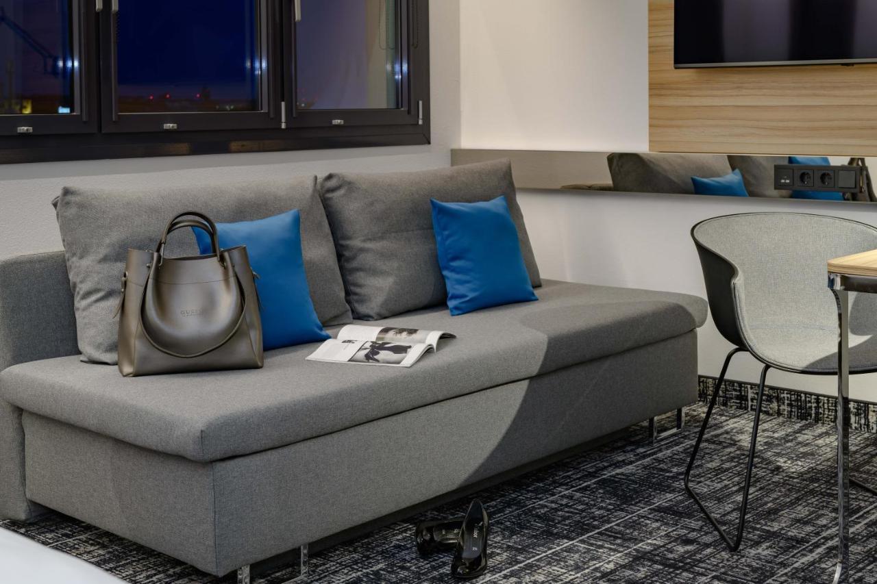 Standard Suite mit Doppelbett und Schlafsofa