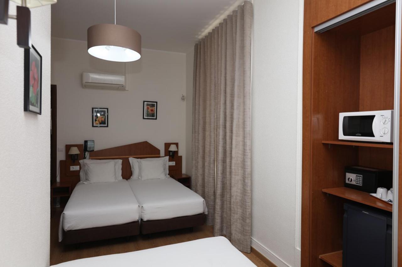 Vierbettzimmer mit eigenem Bad
