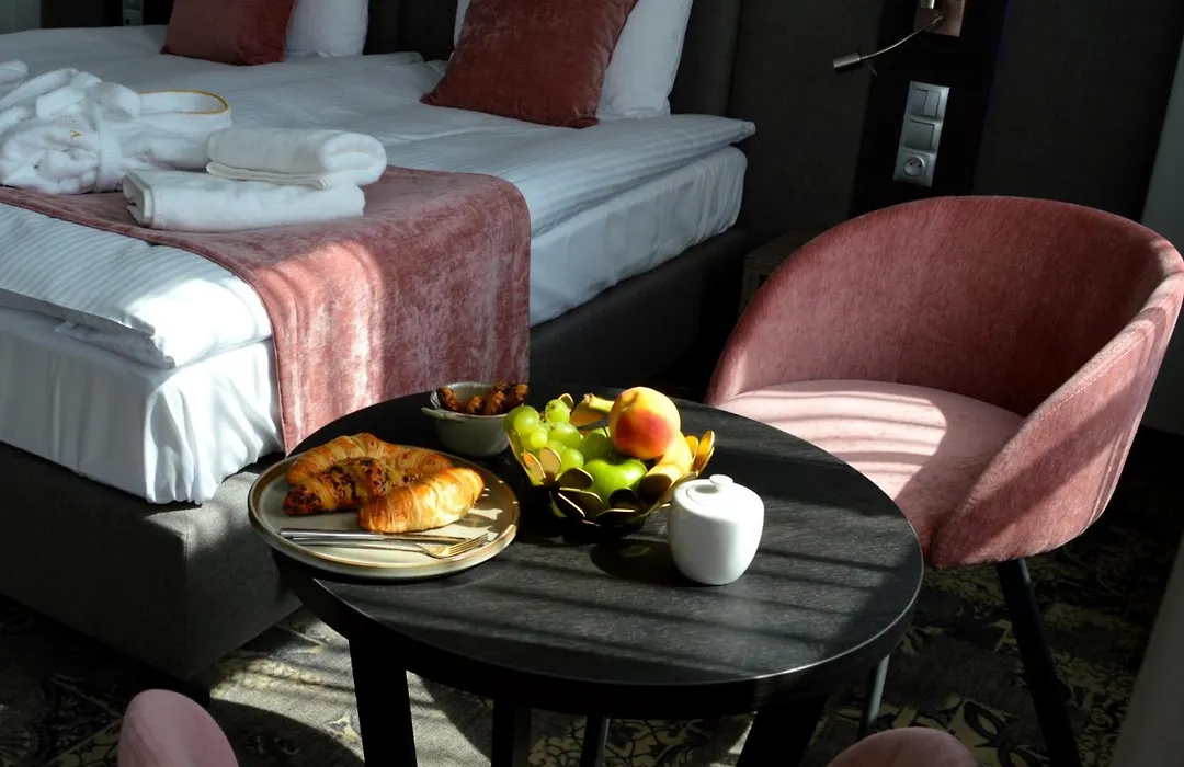 Hotel Estera-1