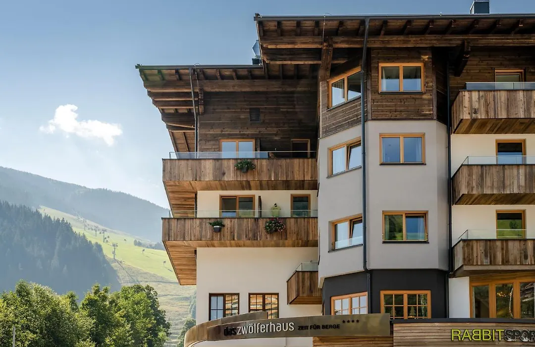Hotel das Zwölferhaus-1