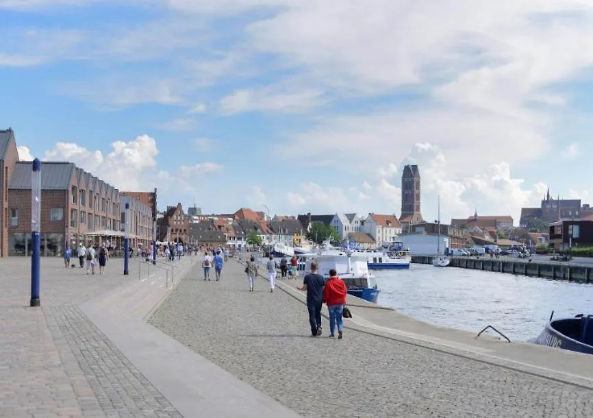 Appartment Ferienwohnung mit großer Terrasse Ohlerich Speicher Wismar-1
