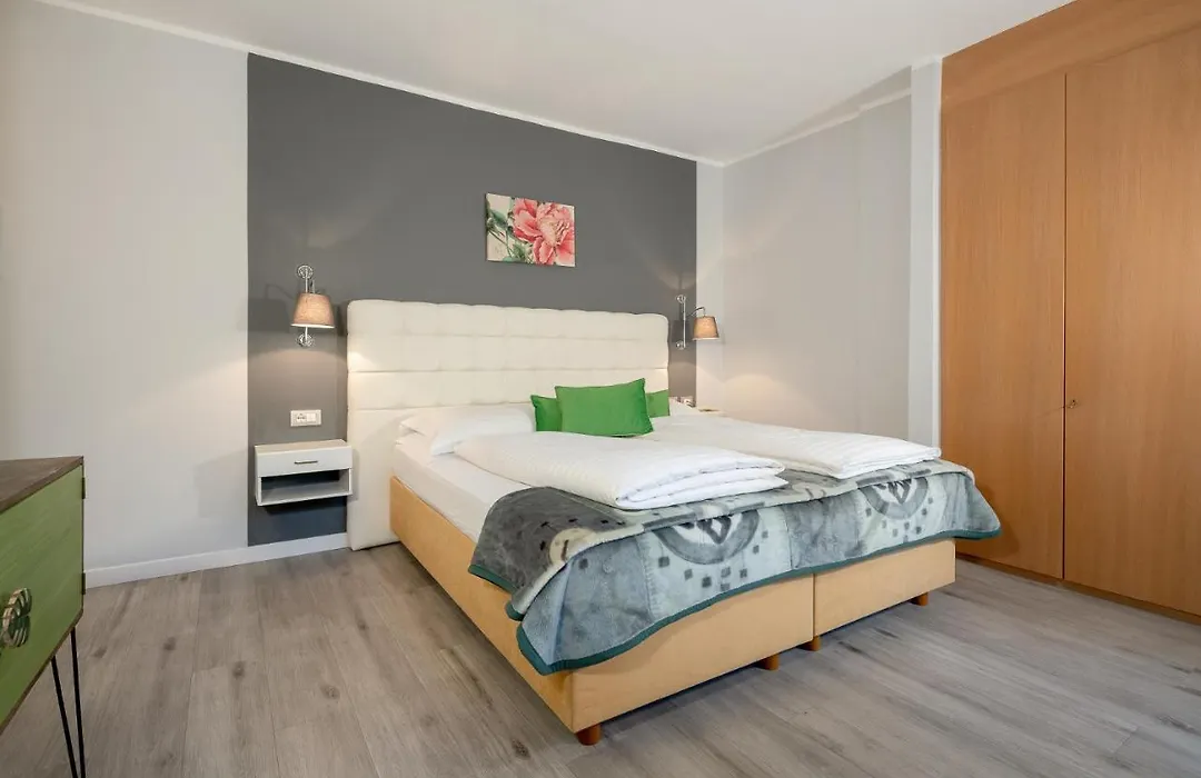 Hotel Aster-1