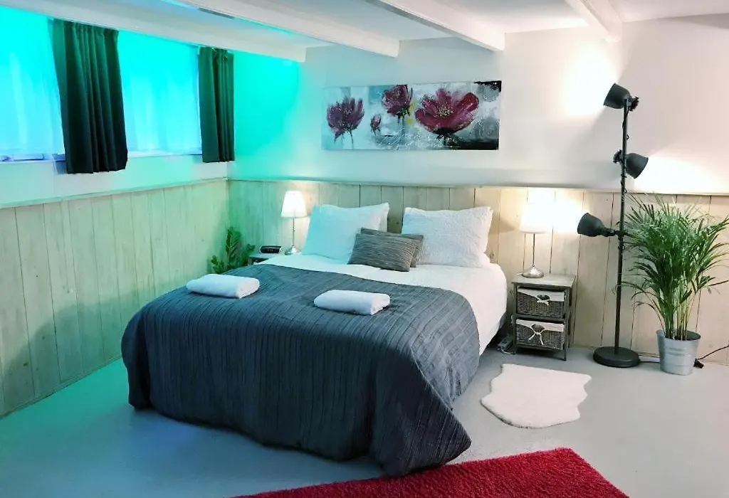 Amsterdam Home-1