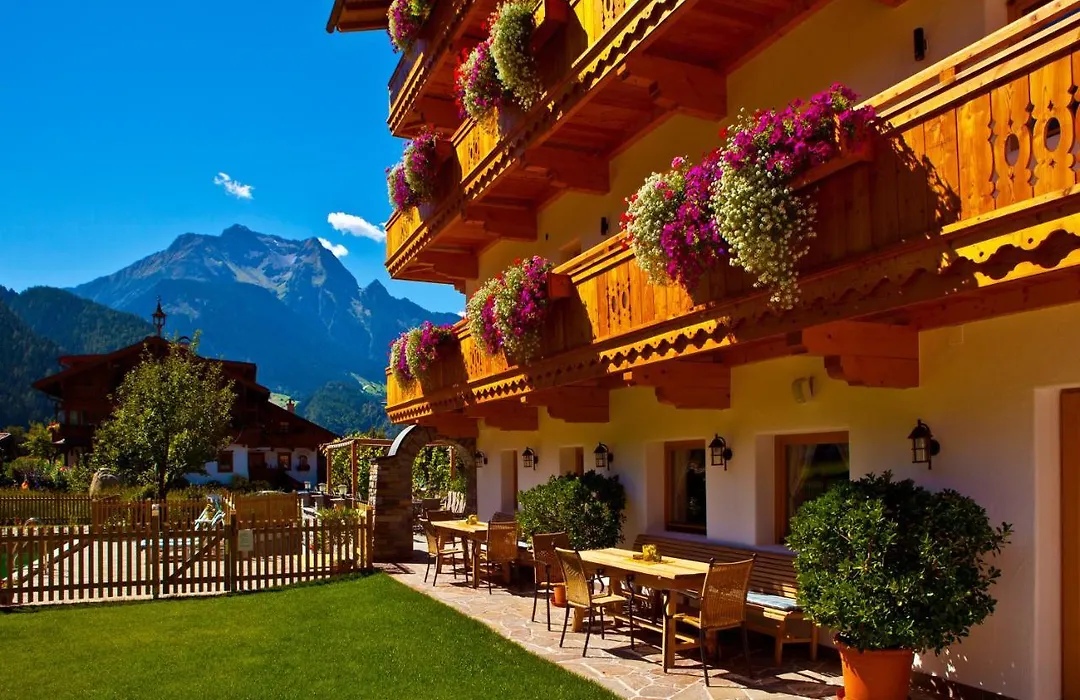 Landhotel Rauchenwalderhof-1