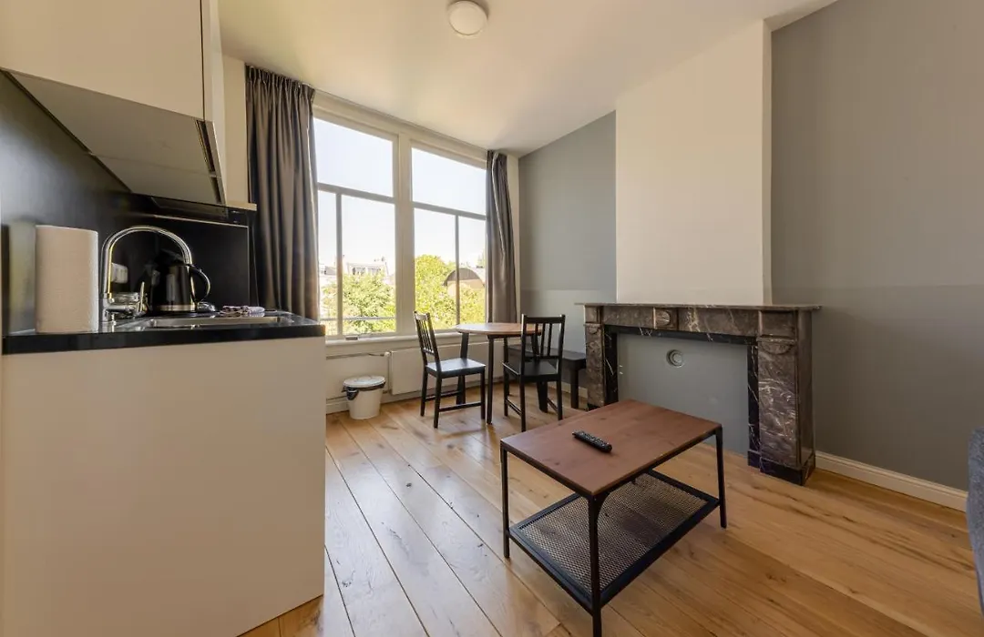 Plantage Hortus Apartments-1
