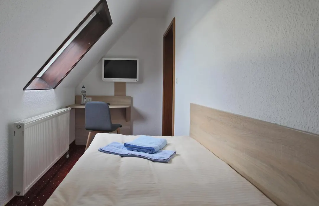 Hotel Am Wasser-1