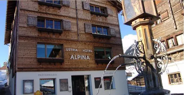 Familienhotel Alpina-1