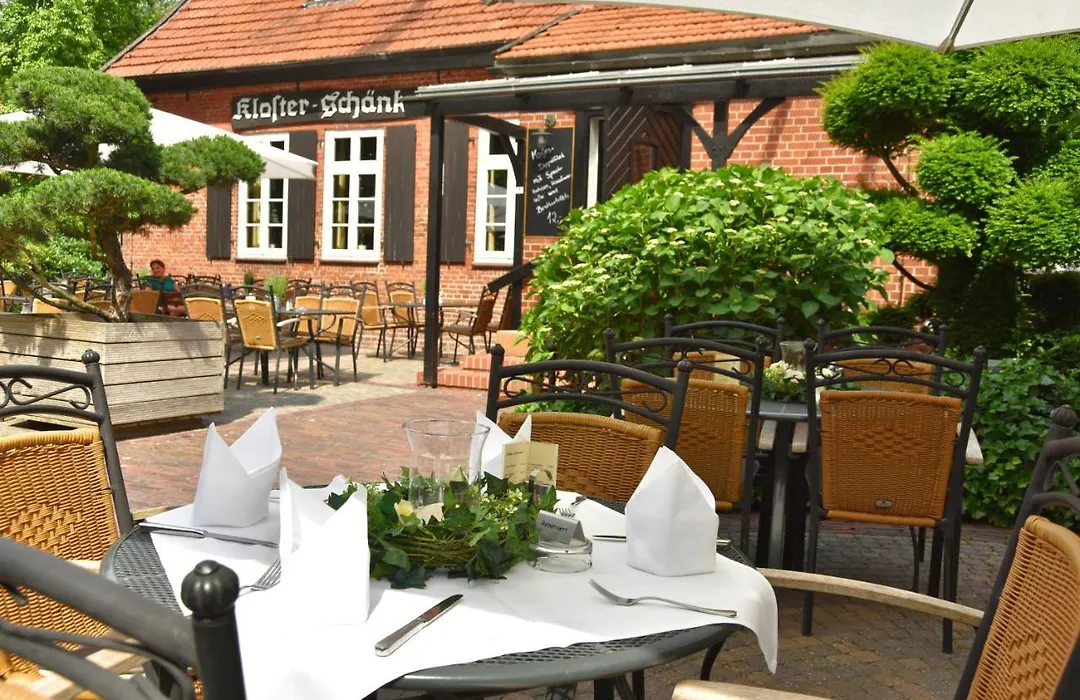 Klosterschänke Hude Hotel Ferienwohnungen Restaurant Café-1
