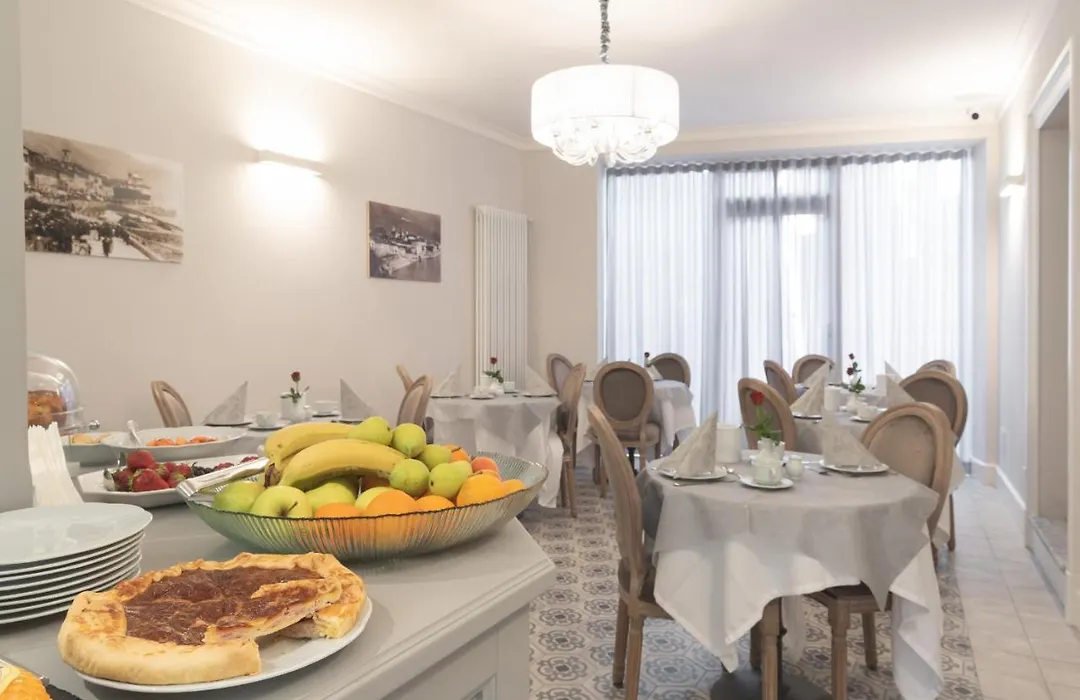 Antico Borgo B&B Cannobio-1