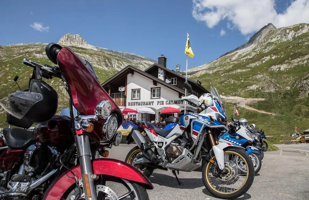 Berggasthaus Piz Calmot-1