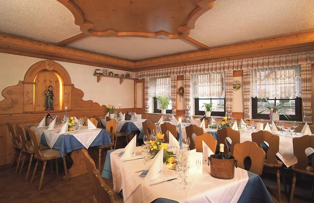 Landgasthof Hotel Grüner Baum-1