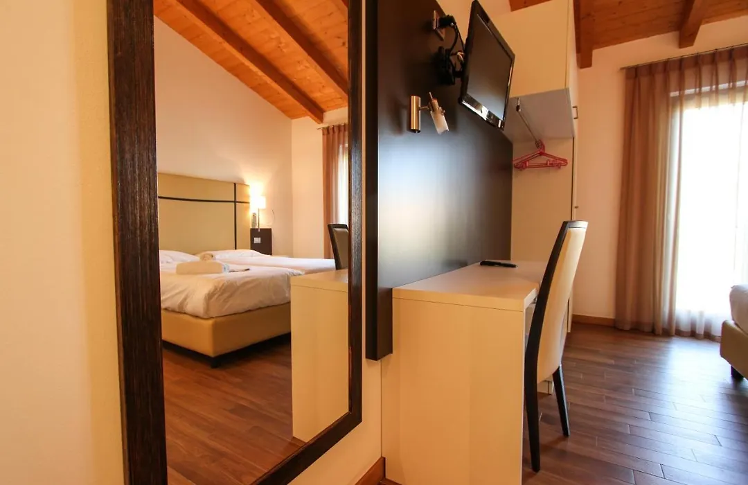 Thai Orchidee Restaurant&Rooms-1