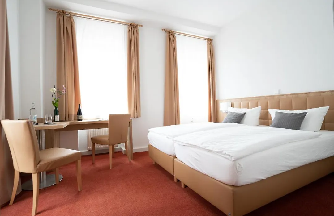Nineofive Hotel-1